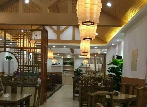 北京中式餐館使用美爾家木皮燈